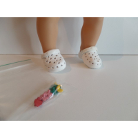 Crocs wit met pins, past de 32 en 36 cm pop