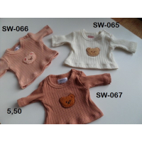 Sweater van ribstof ecru met beertje en onderbroek