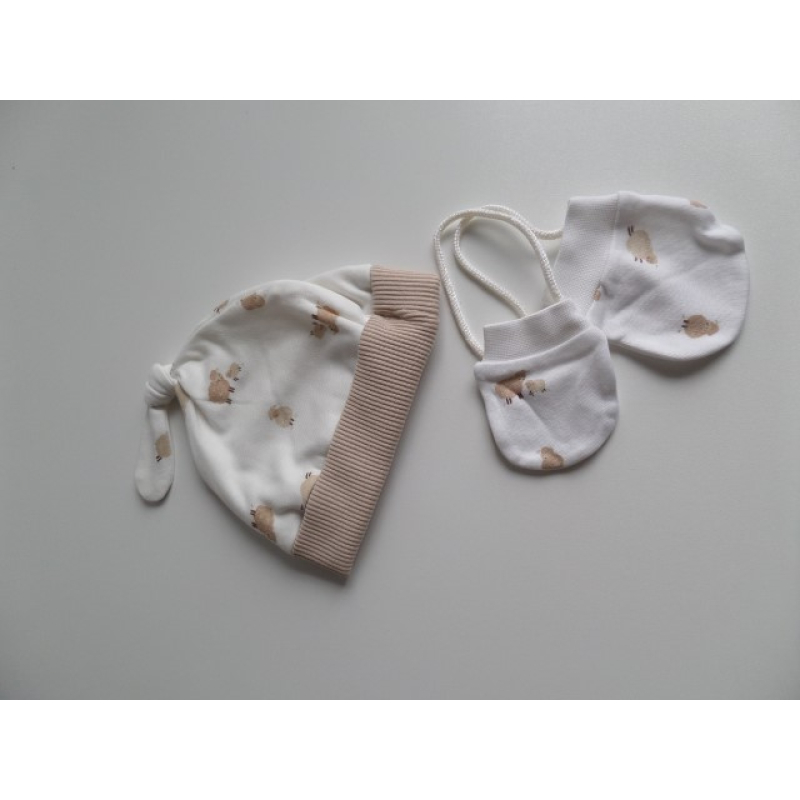 Muts met wanten , schaapjes