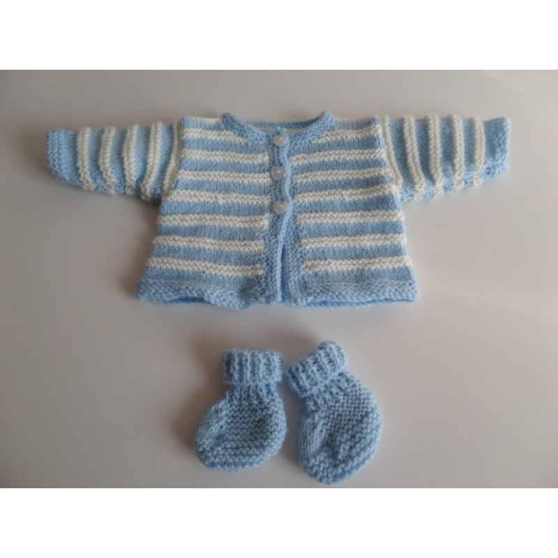 Vest met sokjes , wit met licht blauw