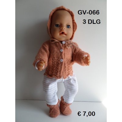 Gebreid vest met muts en sokjes, in brique